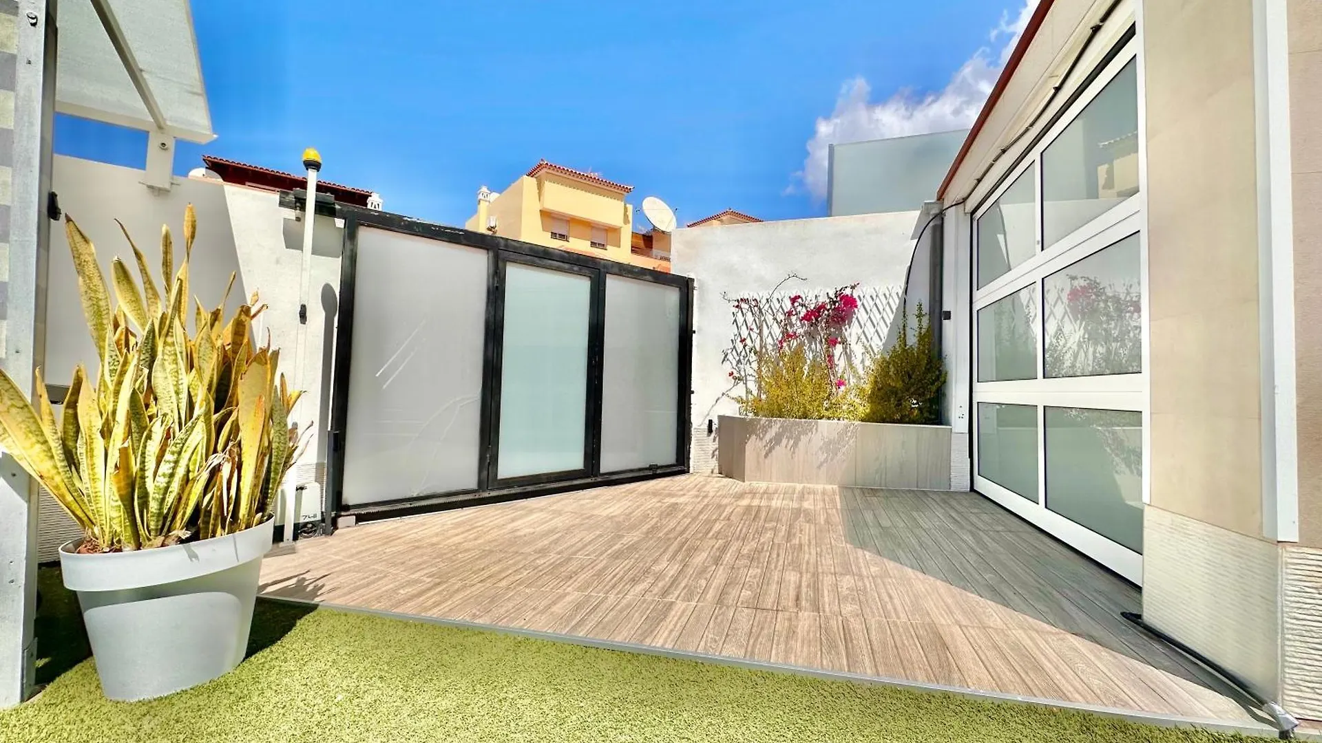 El Mar House & Private Heated Pool Apartment Costa Adeje  Spain